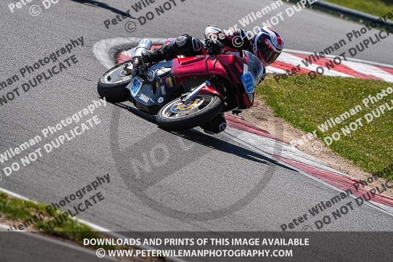 donington no limits trackday;donington park photographs;donington trackday photographs;no limits trackdays;peter wileman photography;trackday digital images;trackday photos